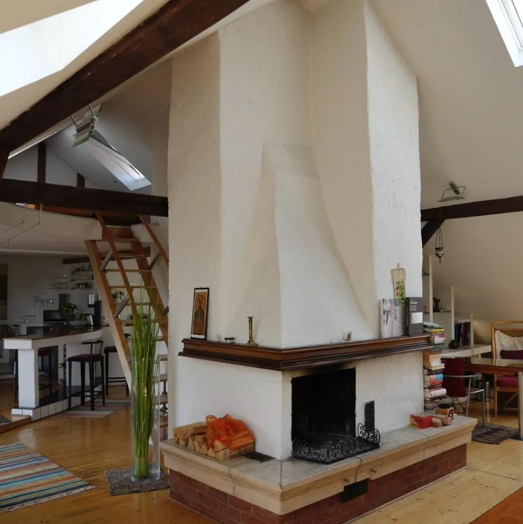 דירה Artistic Romantic Central Loft I Self Checkin